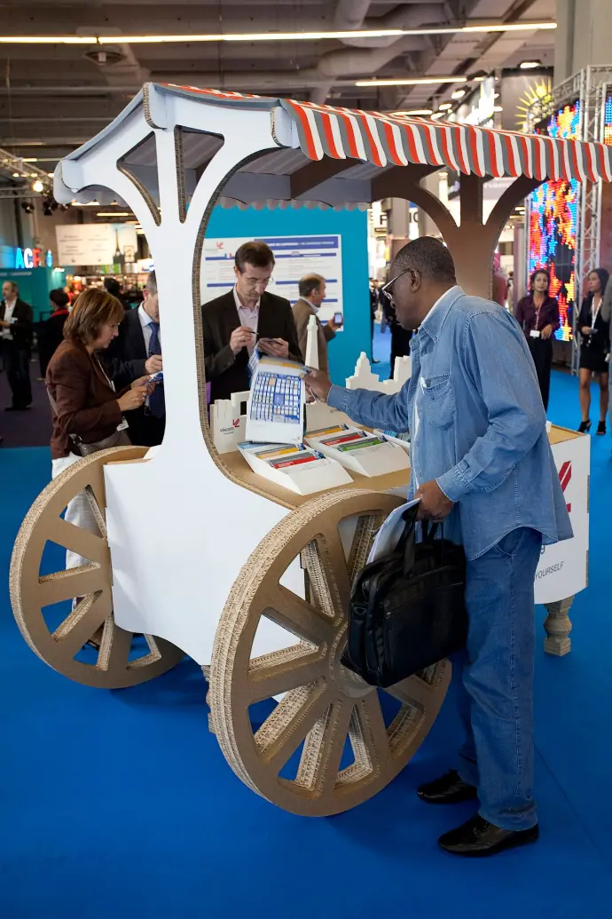 Display brochure holder Display brochure holder